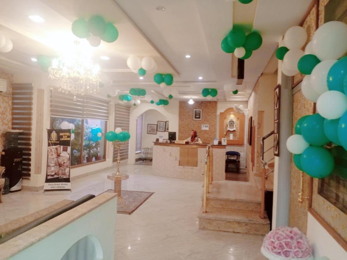 Hotel S.R. Lounge Multan Dış mekan fotoğraf
