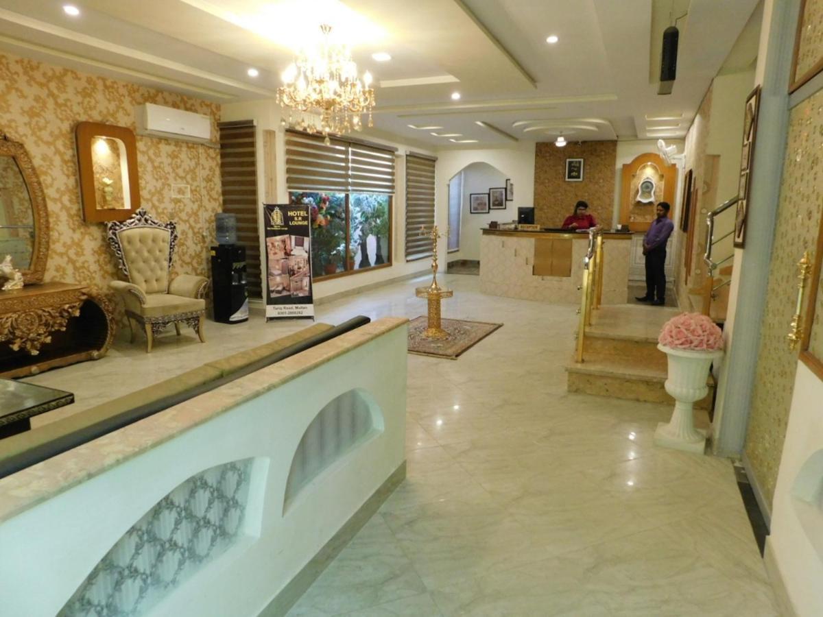 Hotel S.R. Lounge Multan Dış mekan fotoğraf