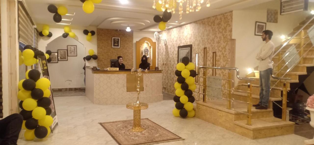 Hotel S.R. Lounge Multan Dış mekan fotoğraf