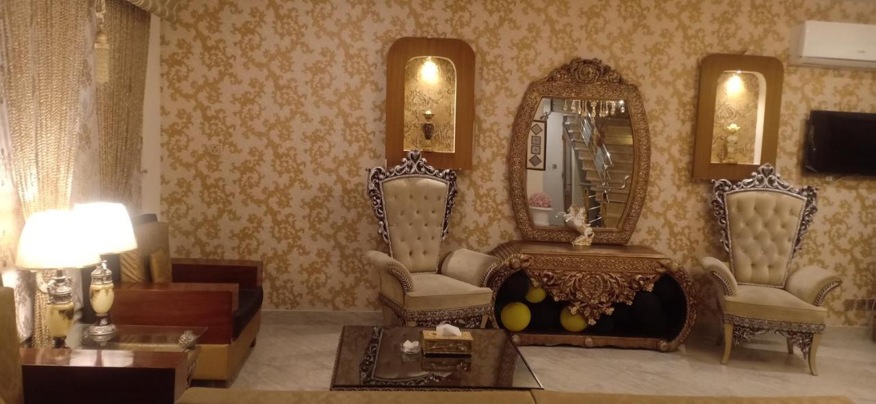 Hotel S.R. Lounge Multan Dış mekan fotoğraf